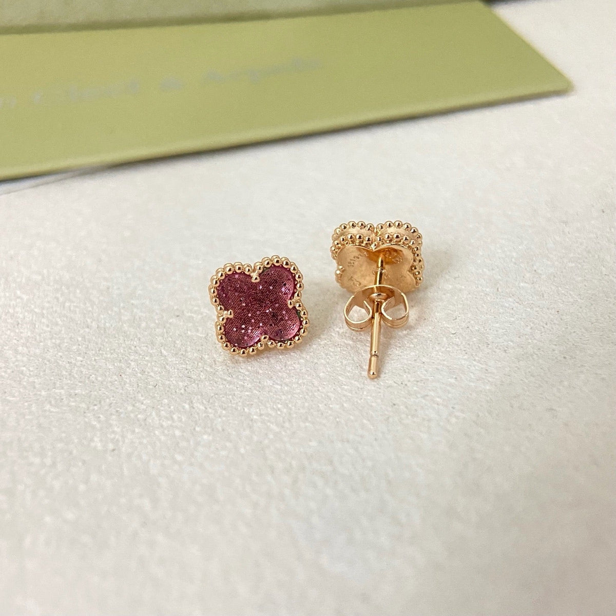 [⭐Mirelle]2026 NEW MINI CLOVER 1 MOTIF  BUBBLE PINK ENAMEL