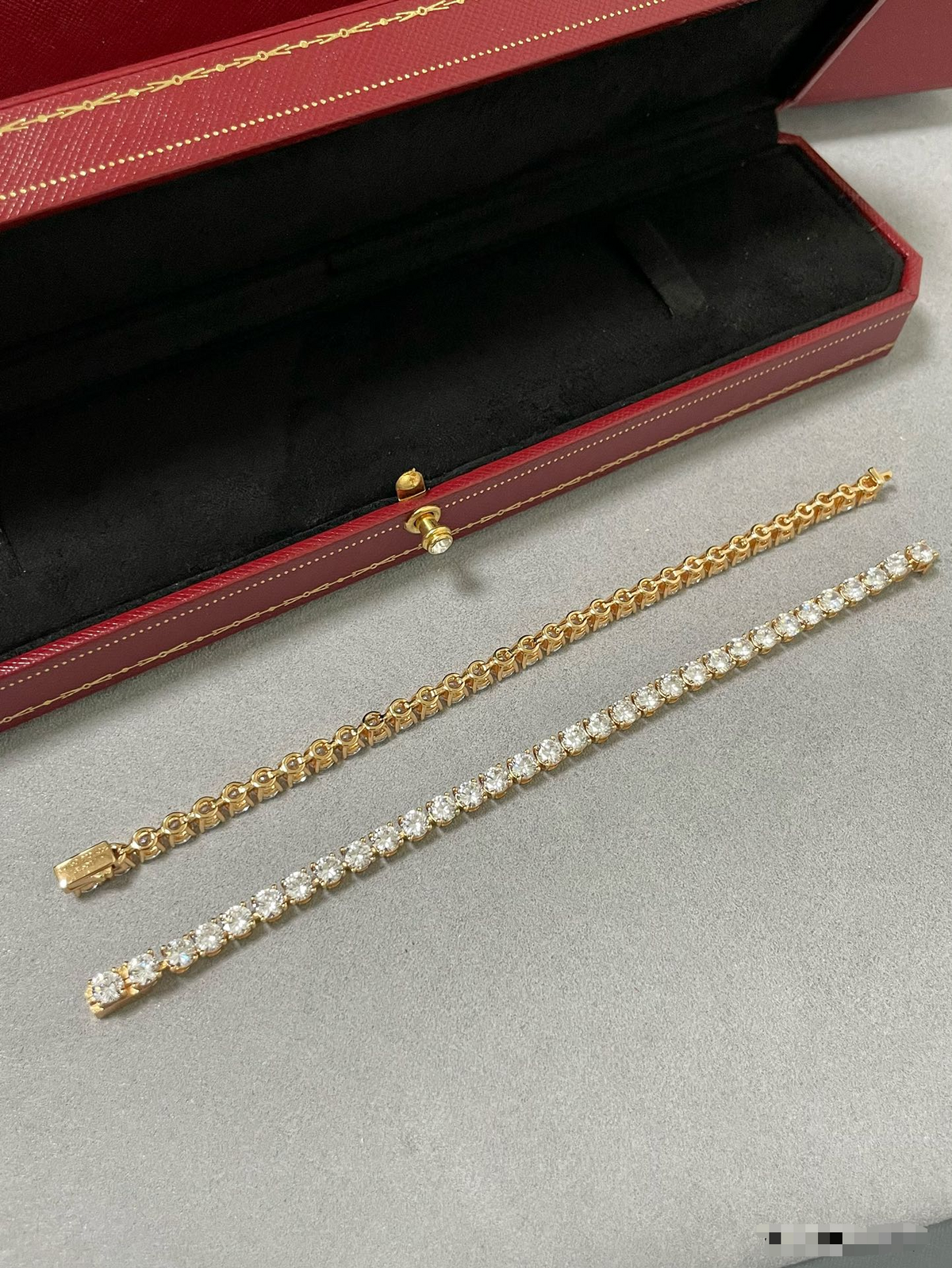 [⭐Mirelle jewelrys]TENNIS BRACELET WITH FULL DIAMOND SETTING