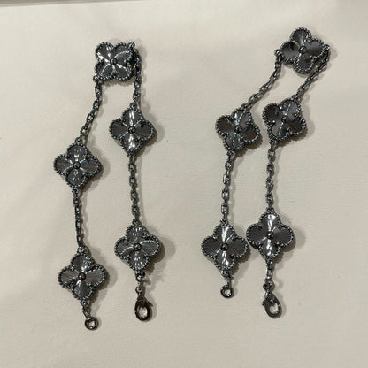 [⭐Mirelle]CLOVER 5 MOTIF BLACK BRACELET