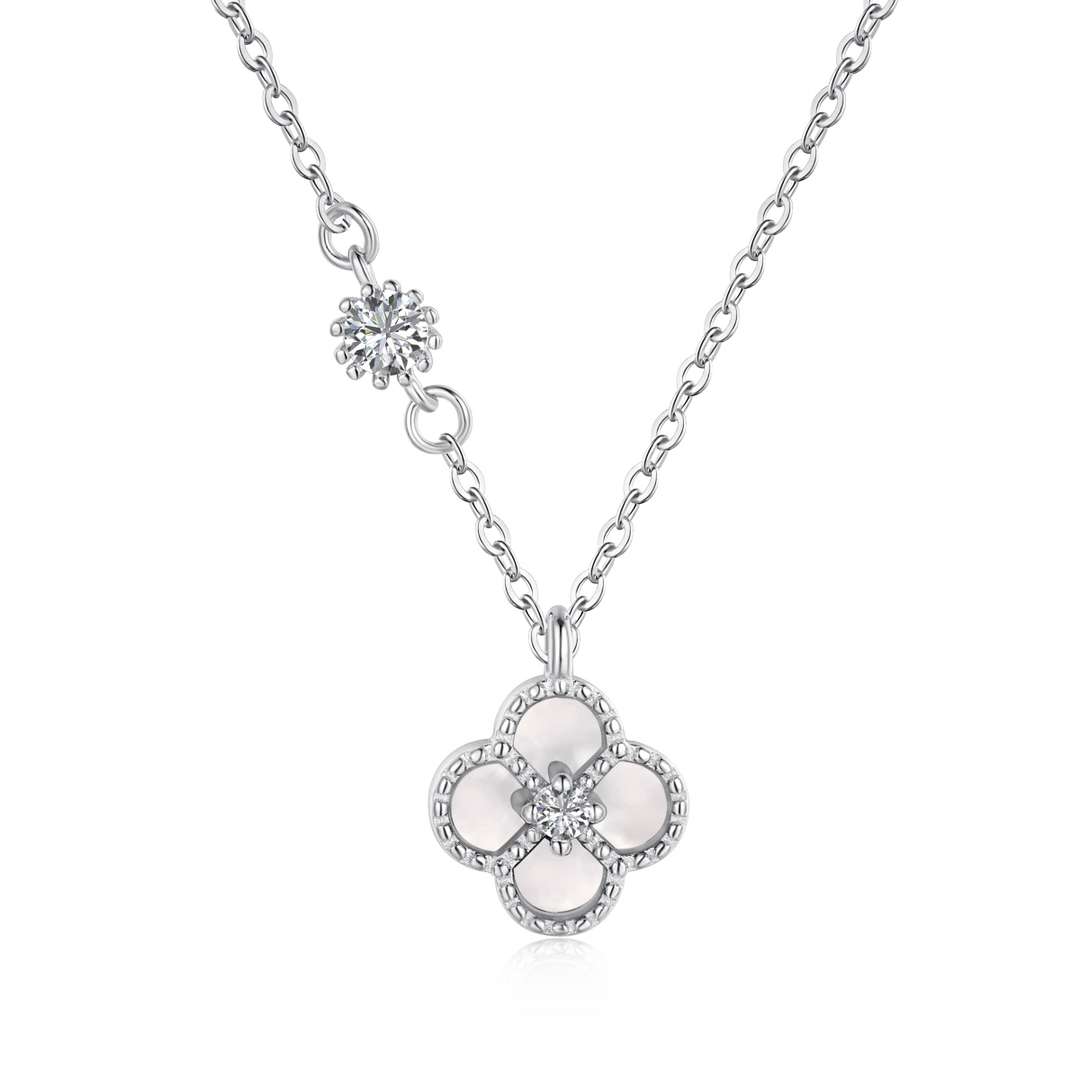[Mirelle Jewelry]Delicate Flower Shape Necklace