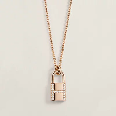 [⭐Mirelle]HM ADVANCED NICHE LOCK HEAD NECKLACE DIAMONDS