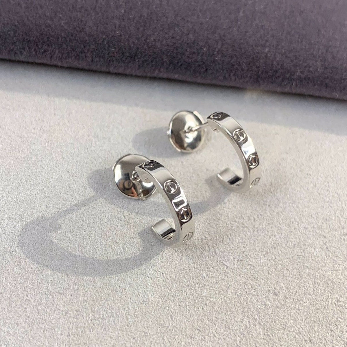 [⭐Mirelle]LOVE EARRINGS 2.65MM SILVER