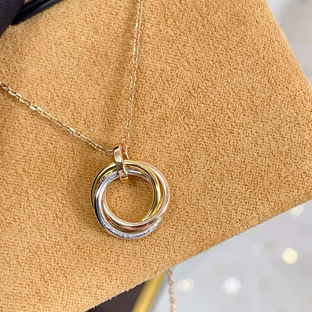 [⭐Mirelle]TRINITY NECKLACE SILVER GOLD PINK GOLD DIAMONDS