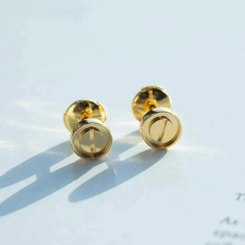 [⭐Mirelle]LOVE EARRINGS GOLD 10MM