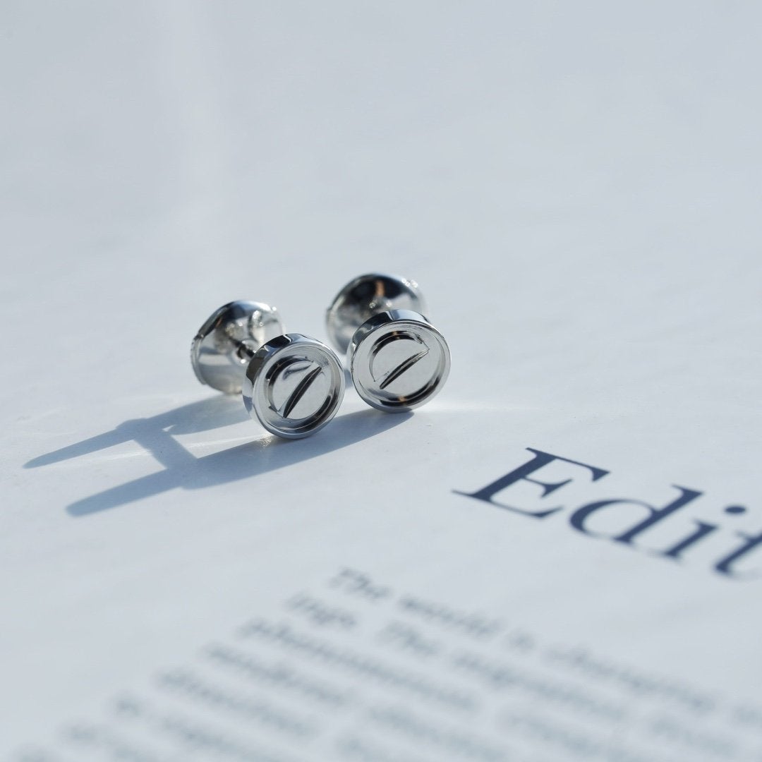 [⭐Mirelle]LOVE EARRINGS SILVER 10MM