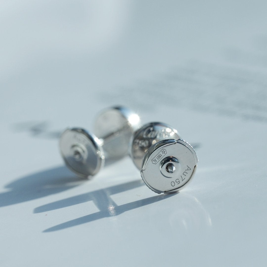 [⭐Mirelle]LOVE EARRINGS SILVER 10MM