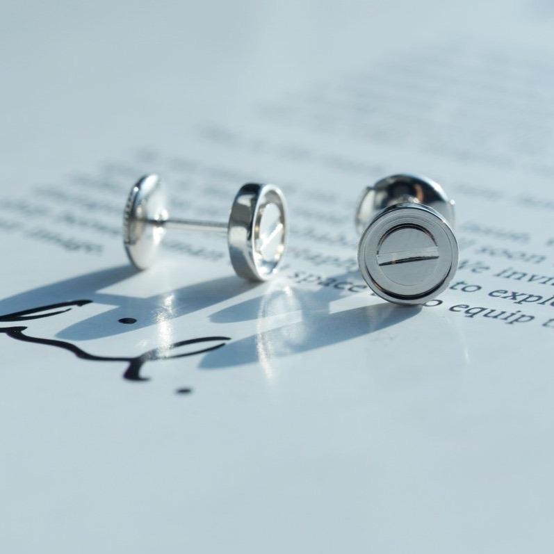 [⭐Mirelle]LOVE EARRINGS SILVER 10MM
