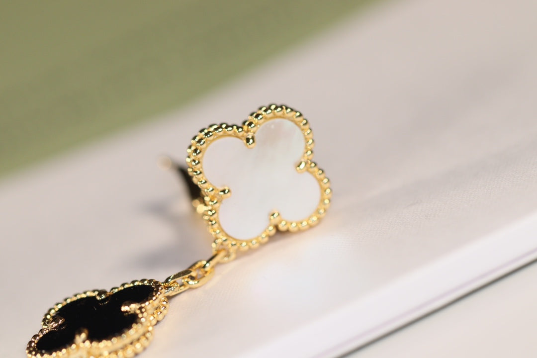 [⭐Mirelle]CLOVER EARRINGS GOLD ONYX MOP 3 MOTIF