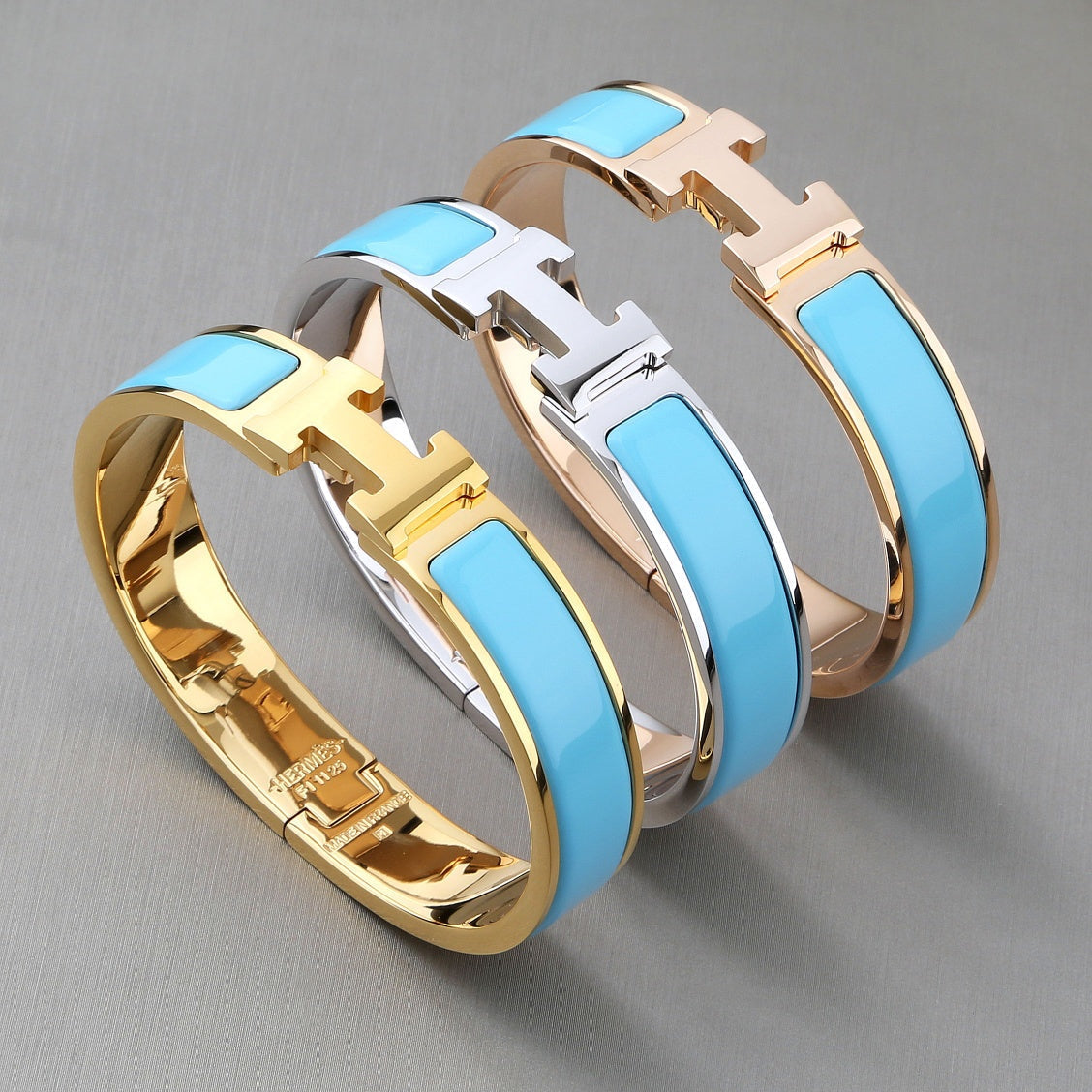 [⭐Mirelle]H CLOUD BLUE BRACELET