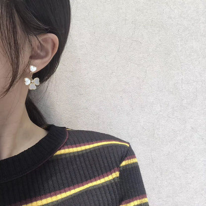 [⭐Mirelle]CLOVER SWEET WHITE MOP EARRINGS