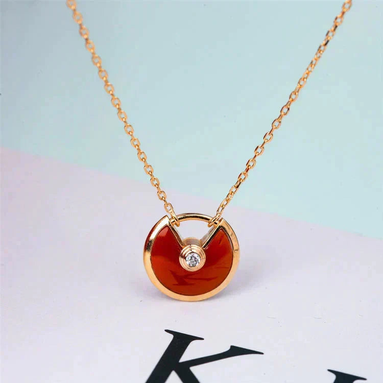 [⭐Mirelle]AMULETTE GOLD CARNELIAN ONYX NECKLACE