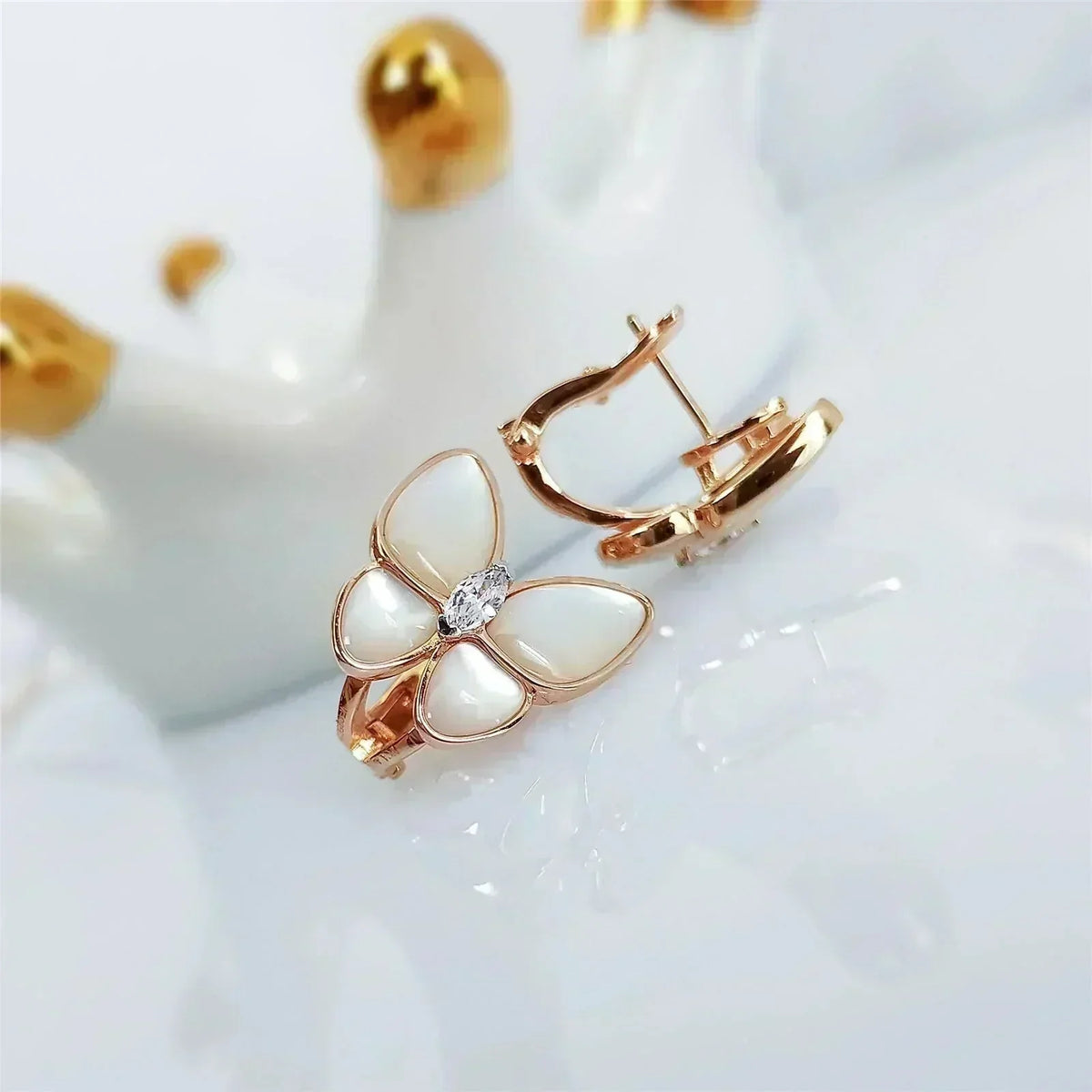 [⭐Mirelle]BUTTERFLY MOP DIAMOND EARRINGS