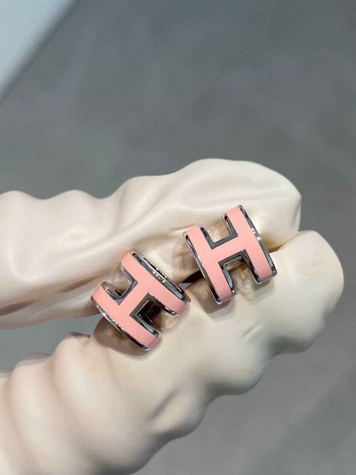 [⭐Mirelle]MINI POP H SILVER EARRINGS PINK