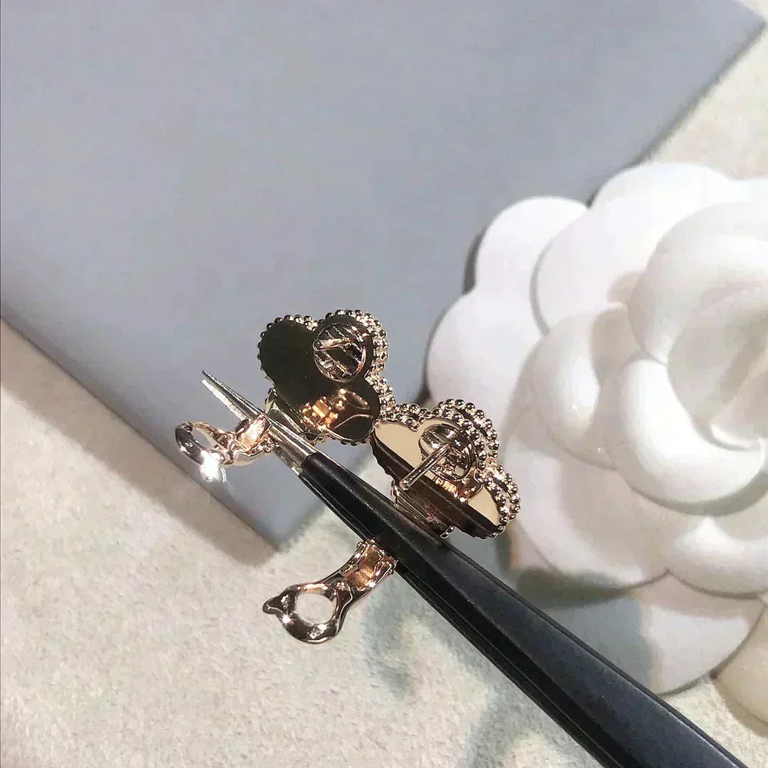 [⭐Mirelle]CLOVER MEDIUM 1 MOTIFS  PINK MOP DIAMOND EARRINGS
