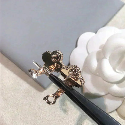 [⭐Mirelle]CLOVER MEDIUM 1 MOTIFS  PINK MOP DIAMOND EARRINGS