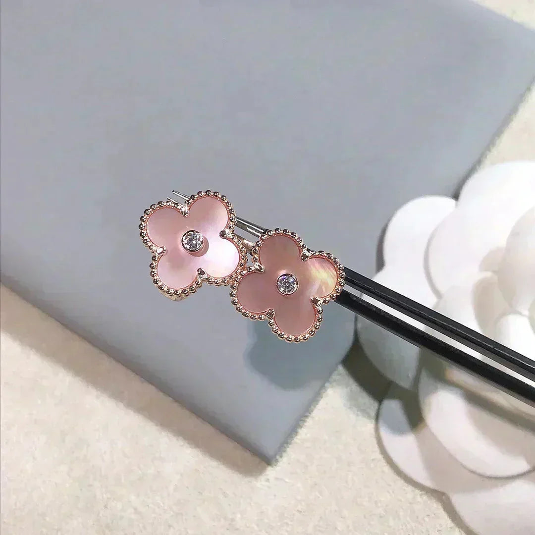 [⭐Mirelle]CLOVER MEDIUM 1 MOTIFS  PINK MOP DIAMOND EARRINGS