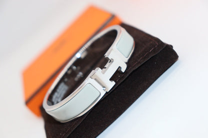 [⭐Mirelle]H LIGHT BLUE BRACELET