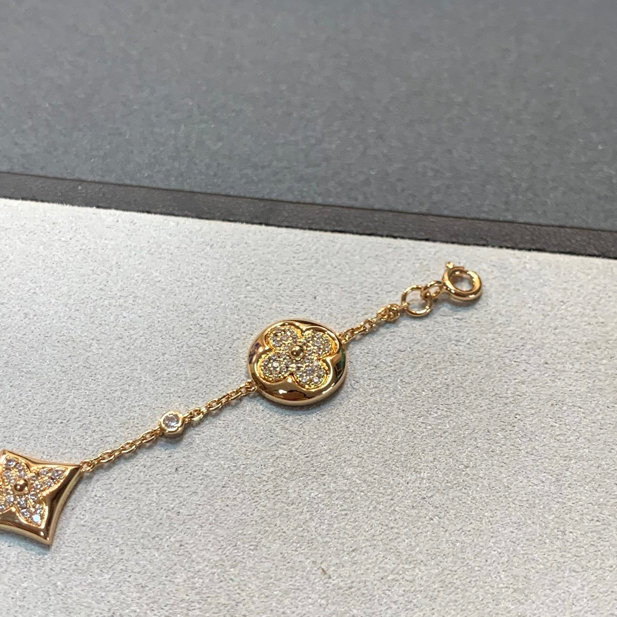 [⭐Mirelle]STAR AND SUN 4 MOTIFS GOLD DIAMONDS BRACELET