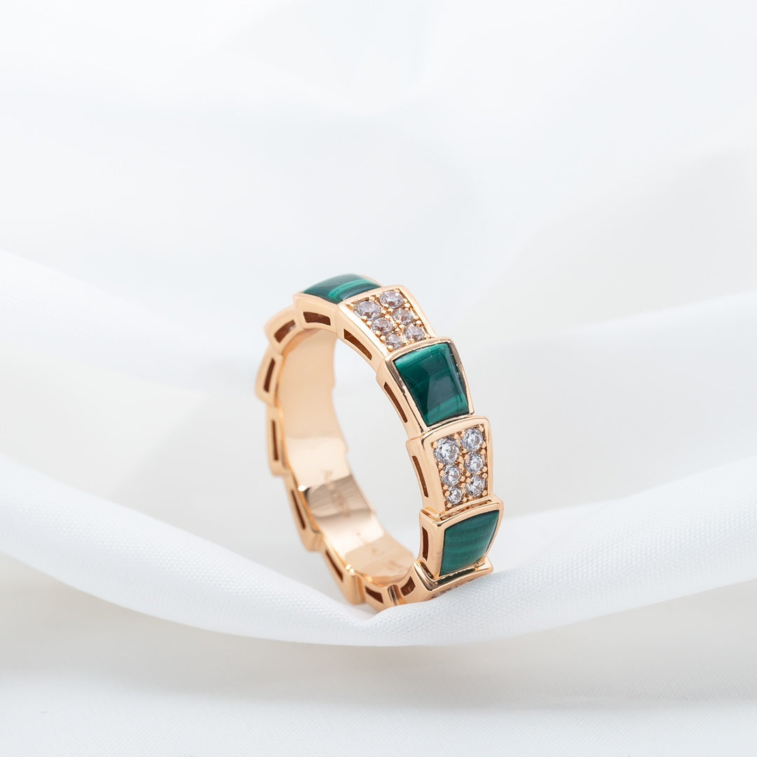 [⭐Mirelle]SERPENTI RING PINK GOLD MALACHITE DIAMOND PAVED 4MM