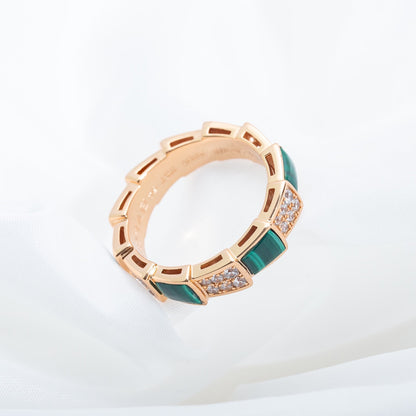 [⭐Mirelle]SERPENTI RING PINK GOLD MALACHITE DIAMOND PAVED 4MM