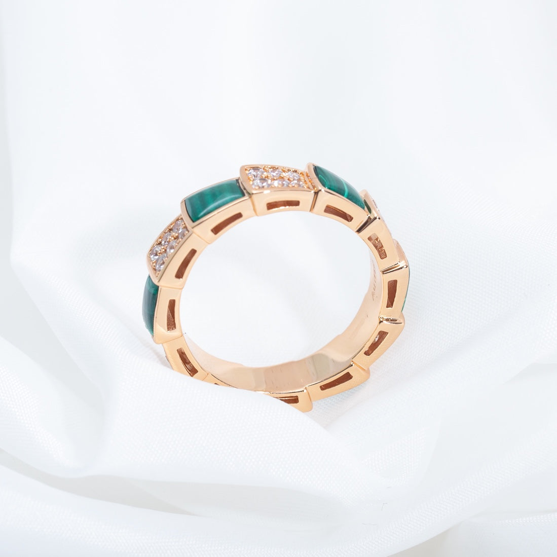 [⭐Mirelle]SERPENTI RING PINK GOLD MALACHITE DIAMOND PAVED 4MM