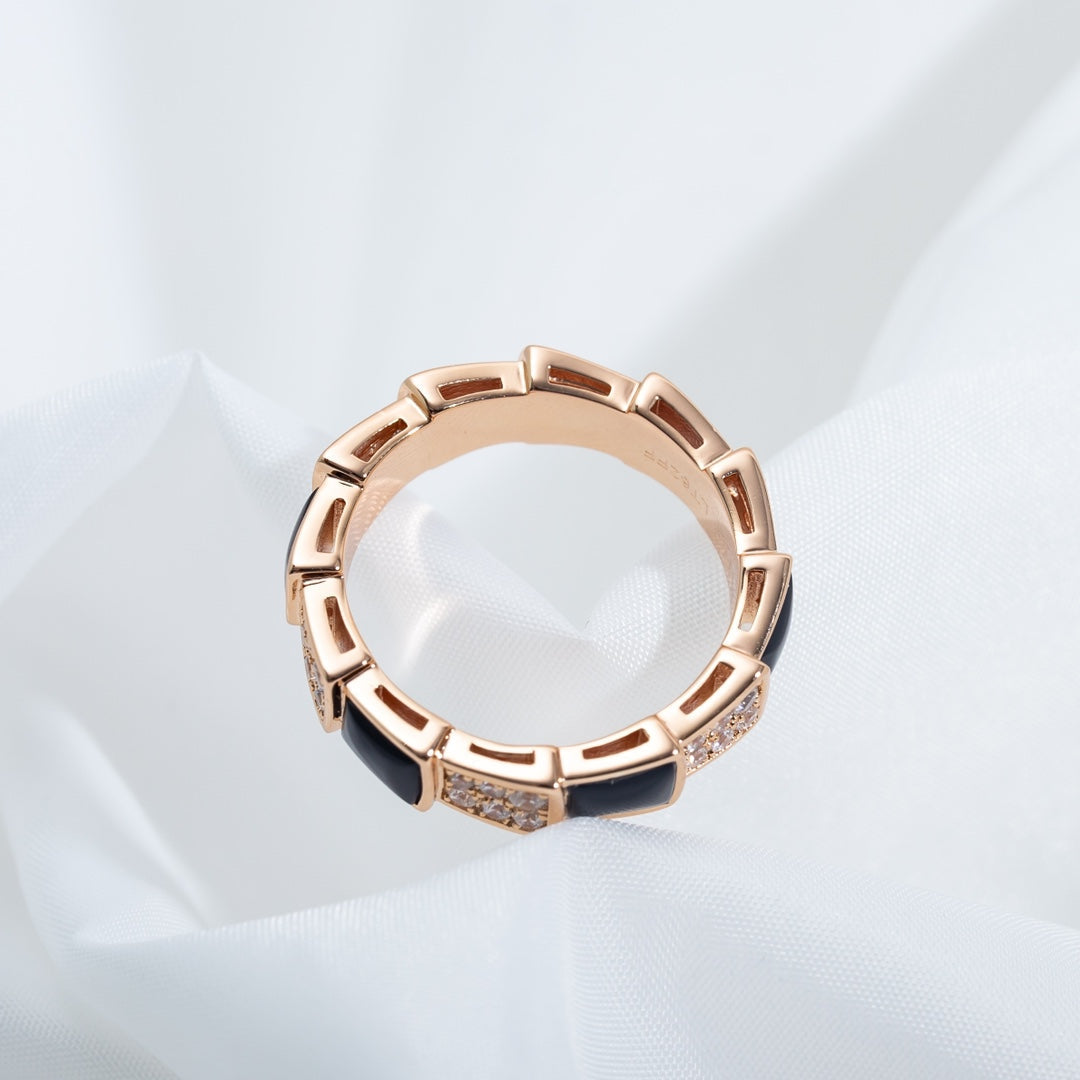 [⭐Mirelle]SERPENTI RING PINK GOLD BLACK MOP DIAMOND PAVED 4MM