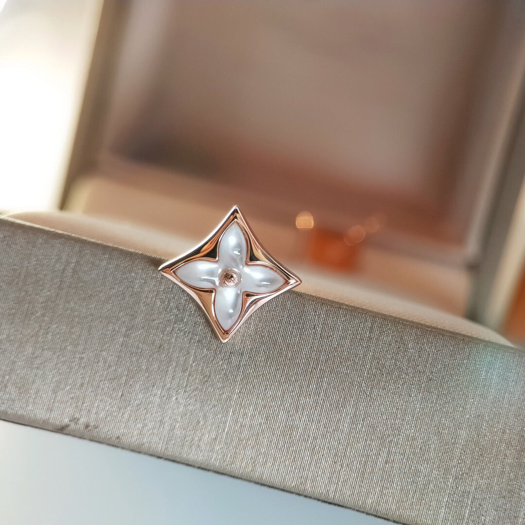 [⭐Mirelle]STAR MOP PINK GOLD EARRINGS