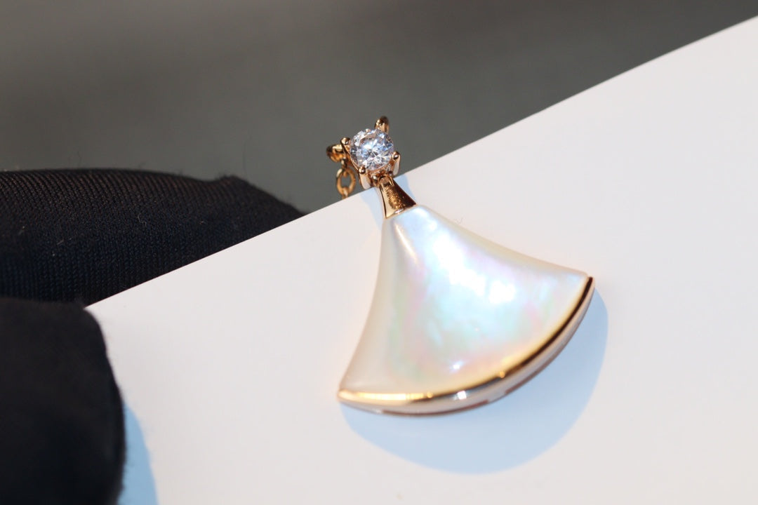 [⭐Mirelle]DREAM NECKLACE WHITE MOP PINK GOLD 1 DIAMOND