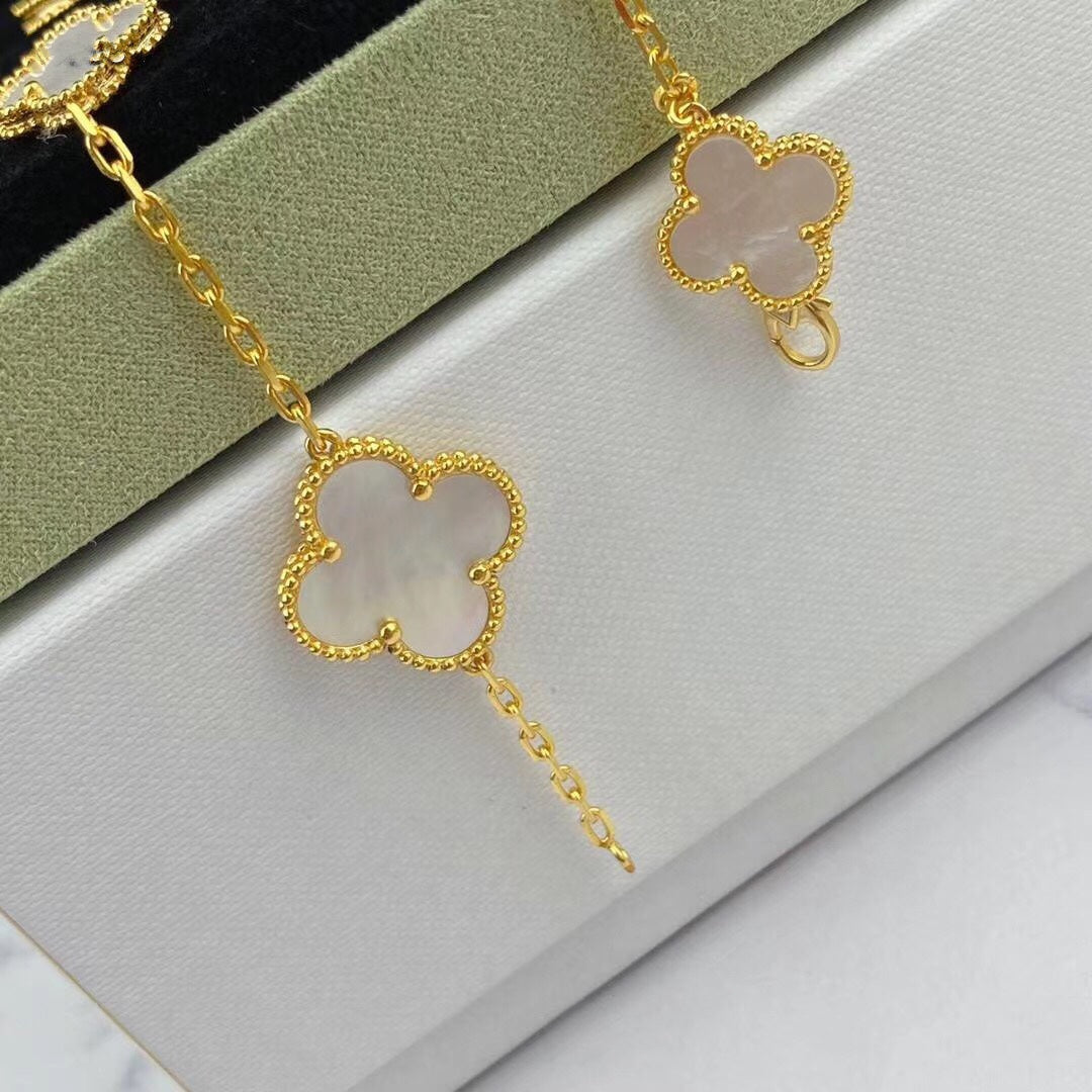 [⭐Mirelle]MAGIC CLOVER MOP GOLD BRACELET 5 MOTIFS