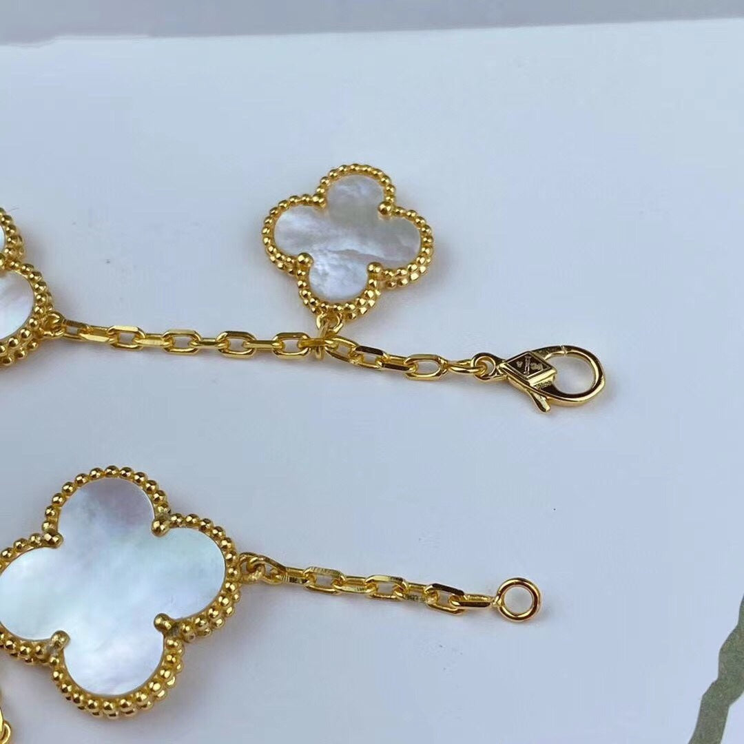 [⭐Mirelle]MAGIC CLOVER MOP GOLD BRACELET 5 MOTIFS