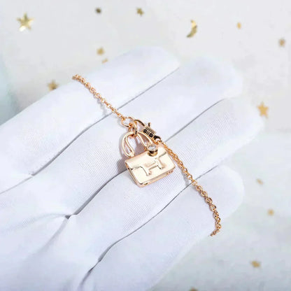 [⭐Mirelle]AMULETTE PEDANT ROSE GOLD NECKLACE