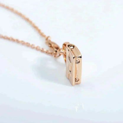 [⭐Mirelle]AMULETTE PEDANT ROSE GOLD NECKLACE