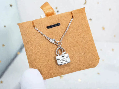 [⭐Mirelle]AMULETTE PEDANT SILVER NECKLACE