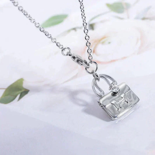 [⭐Mirelle]AMULETTE PEDANT SILVER NECKLACE