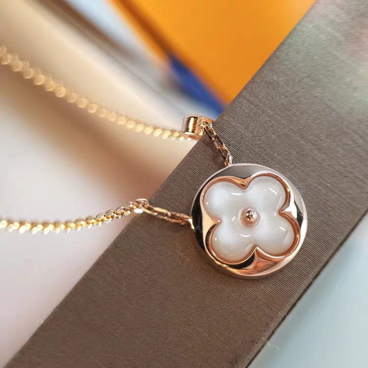 [⭐Mirelle]SUN MOP GOLD 1 DIAMOND NECKLACE