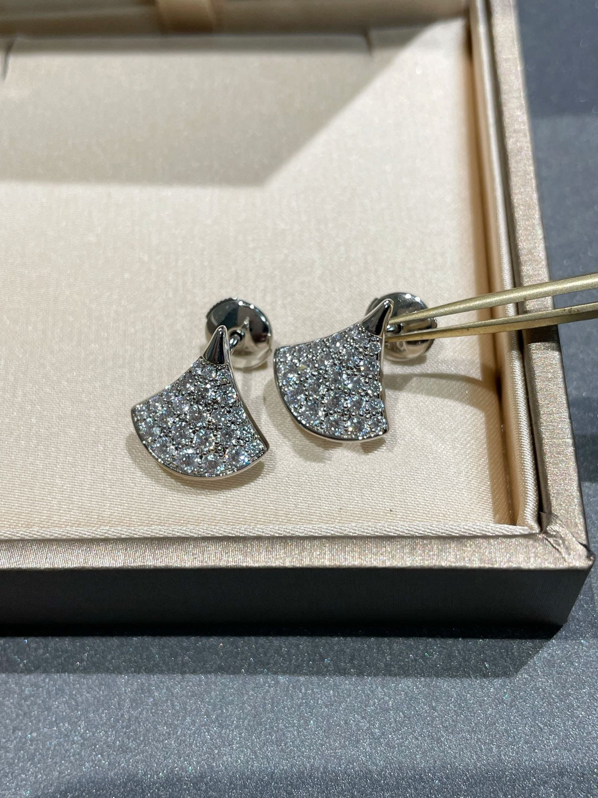 [⭐Mirelle]DREAM STUD EARRINGS DIAMOND