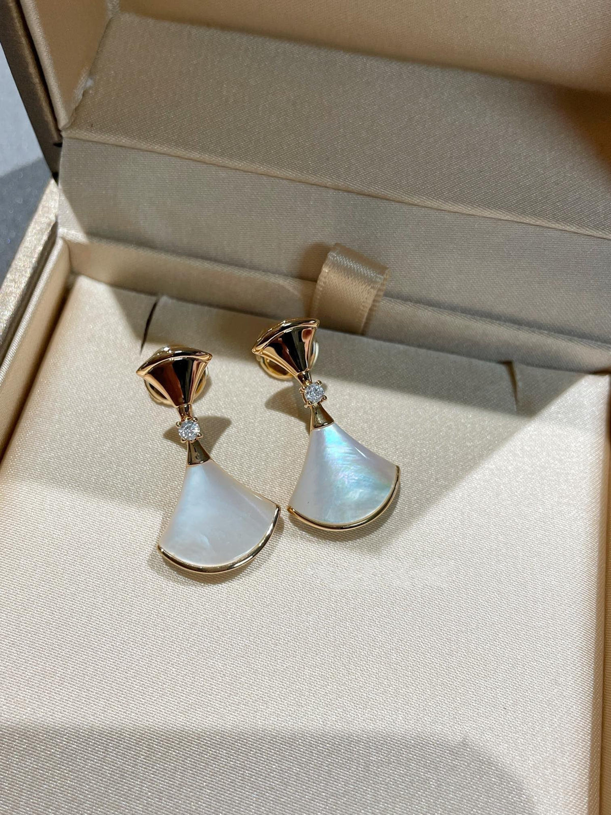 [⭐Mirelle]DREAM MOP 1 DIAMOND EARRINGS