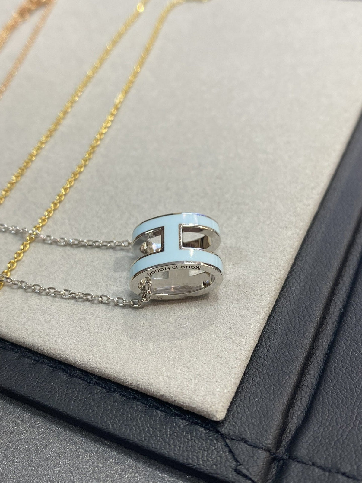 [⭐Mirelle]POP H LIGHT BLUE NECKLACE