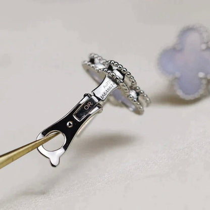 [⭐Mirelle]CLOVER MEDIUM 1 MOTIFS  WHITE MOP EARRINGS SILVER