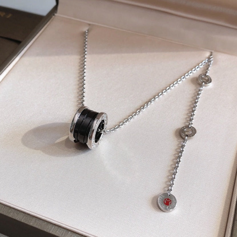 [⭐Mirelle]ZERO 1 BLACK CERAMIC SILVER NECKLACE