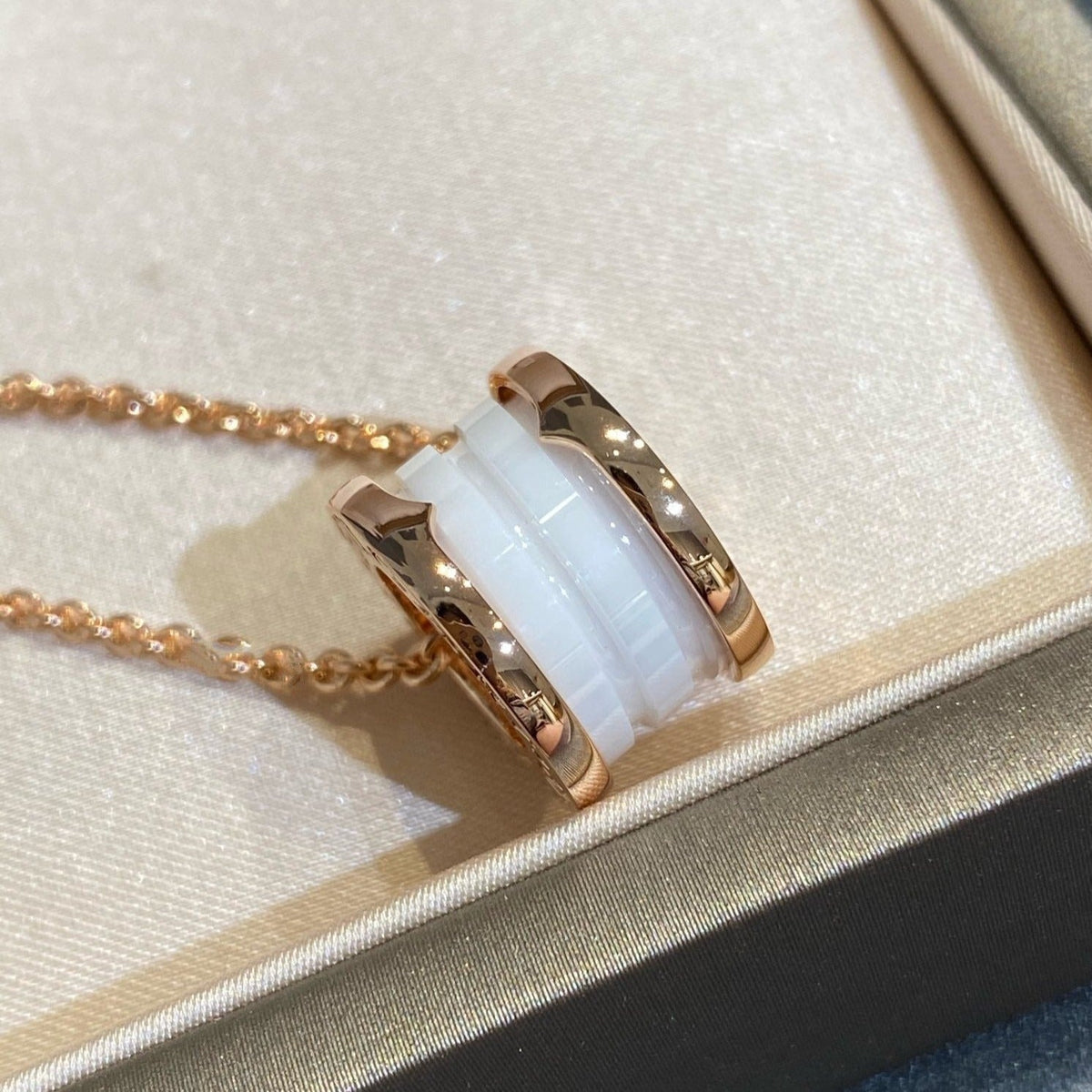 [⭐Mirelle]ZERO 1 WHITE CERAMIC PINK GOLD NECKLACE