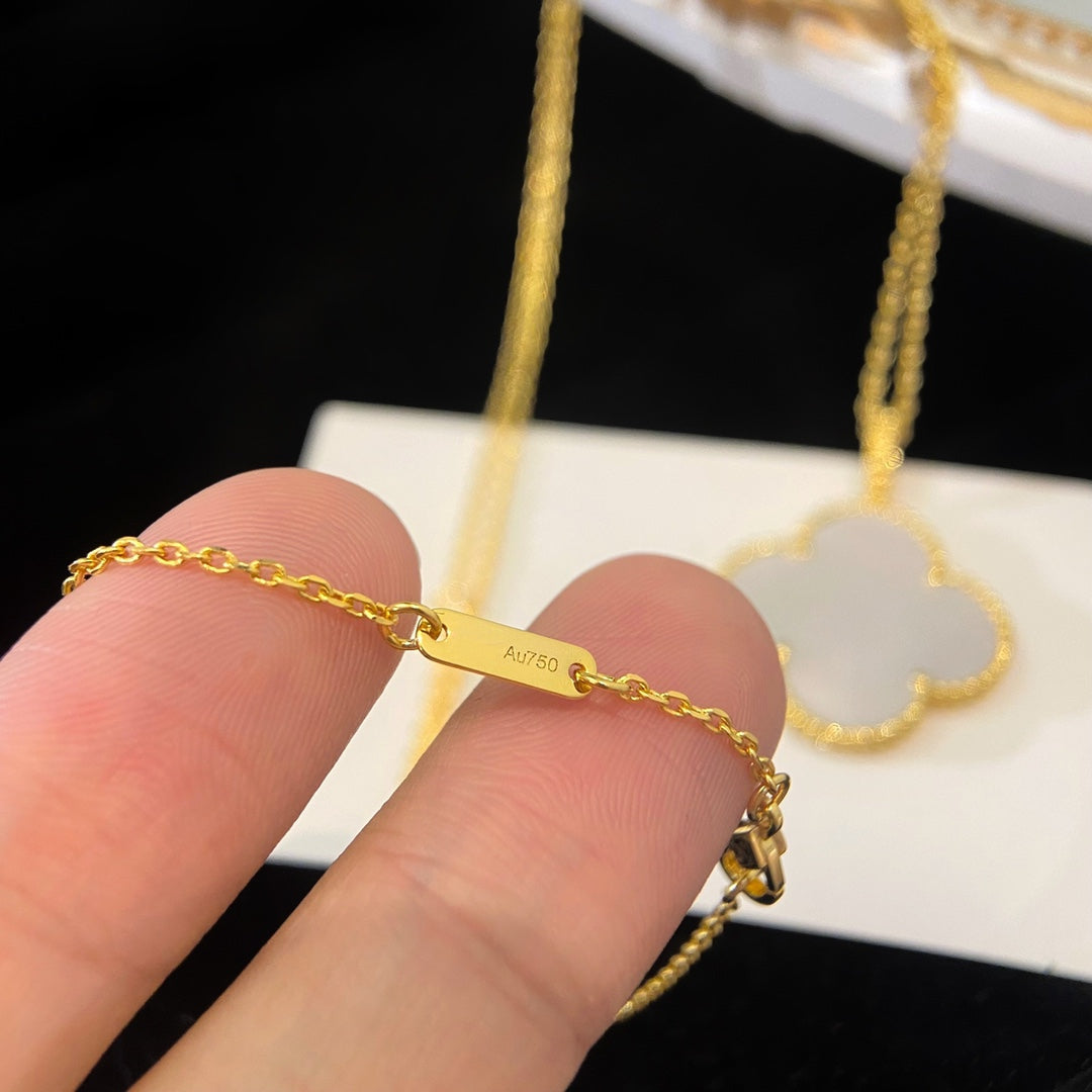 [⭐Mirelle]CLOVER 25MM MOP LARGE PENDANT NECKLACE