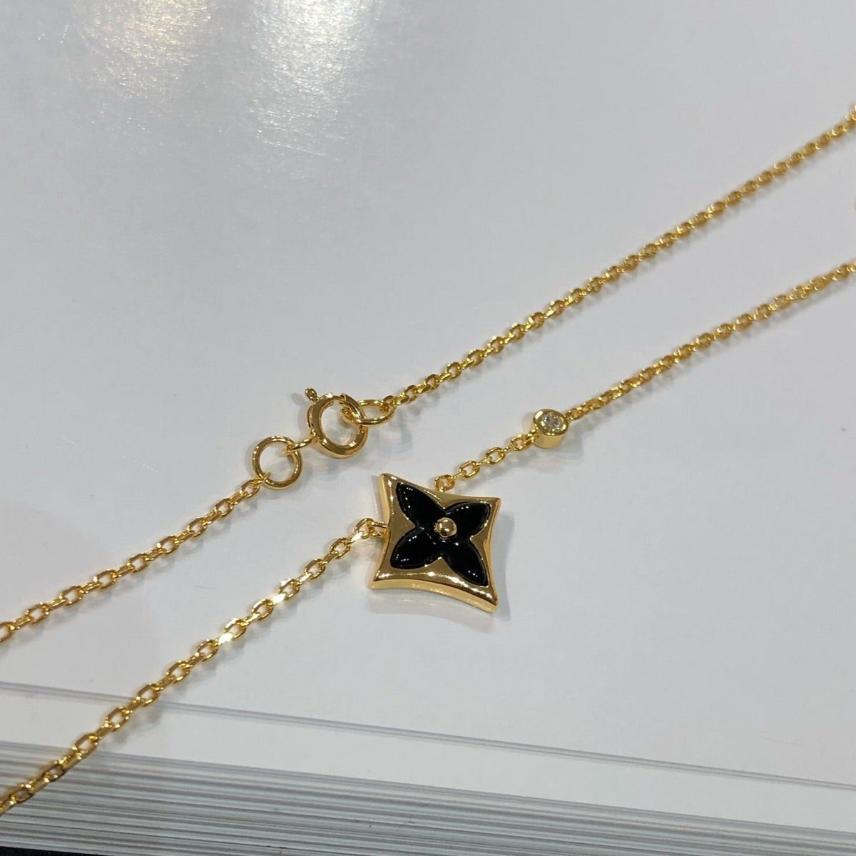 [⭐Mirelle]STAR BLACK MOP NECKLACE