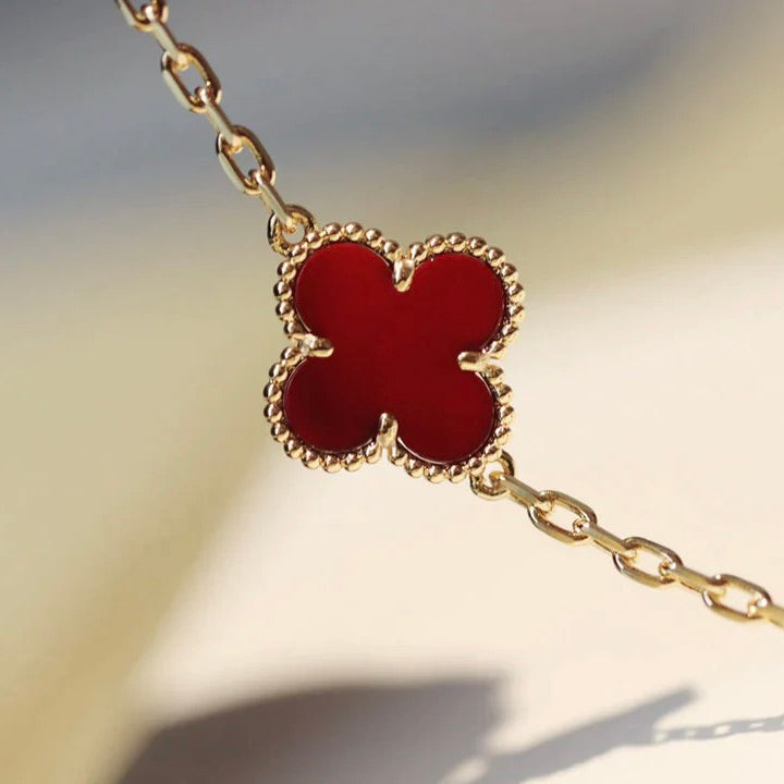 [⭐Mirelle]CLOVER 20 MOTIFS CARNELIAN NECKLACE