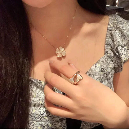 [⭐Mirelle]CLOVER MOP DIAMOND ROSE GOLD NECKLACE