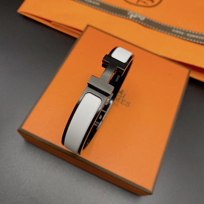 [⭐Mirelle]H BRACELET 12MM BLACK WHITE CERAMIC