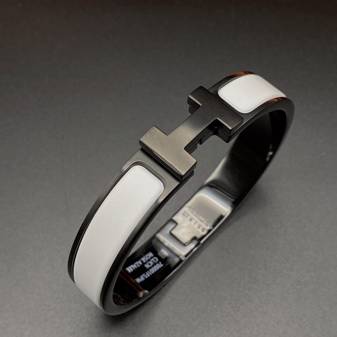 [⭐Mirelle]H BRACELET 12MM BLACK WHITE CERAMIC