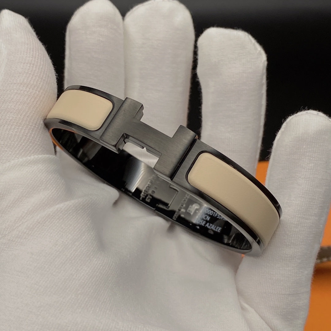 [⭐Mirelle]H BRACELET 12MM BLACK BEIGE CERAMIC