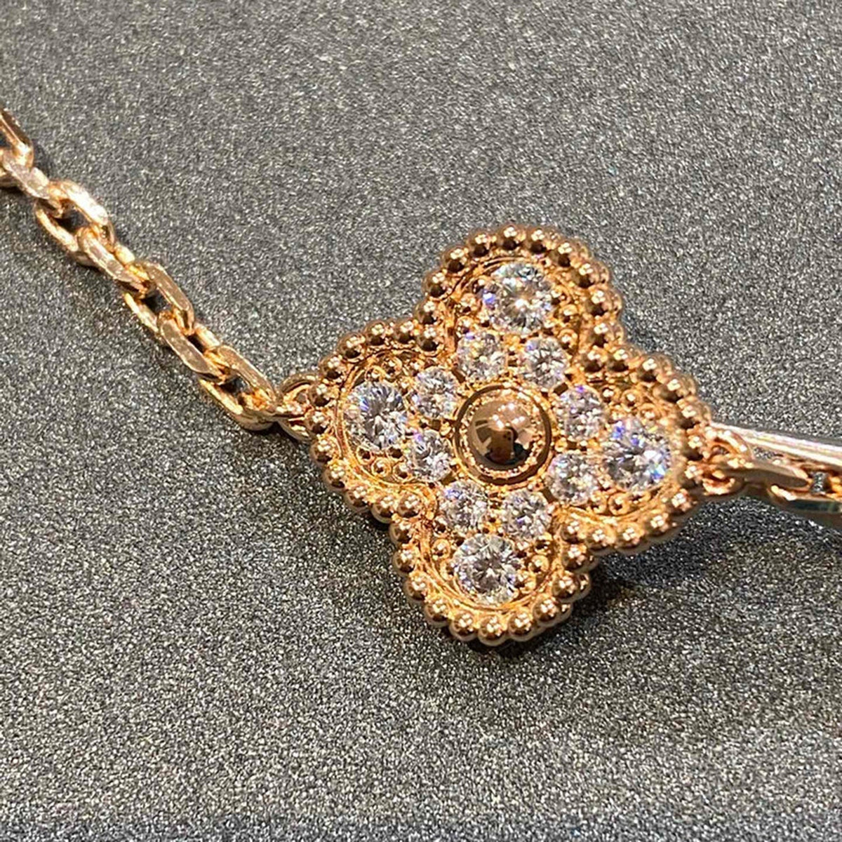 [⭐Mirelle] CLOVER 5 MOTIF FULL DIAMOND BRACELET COLLECTION