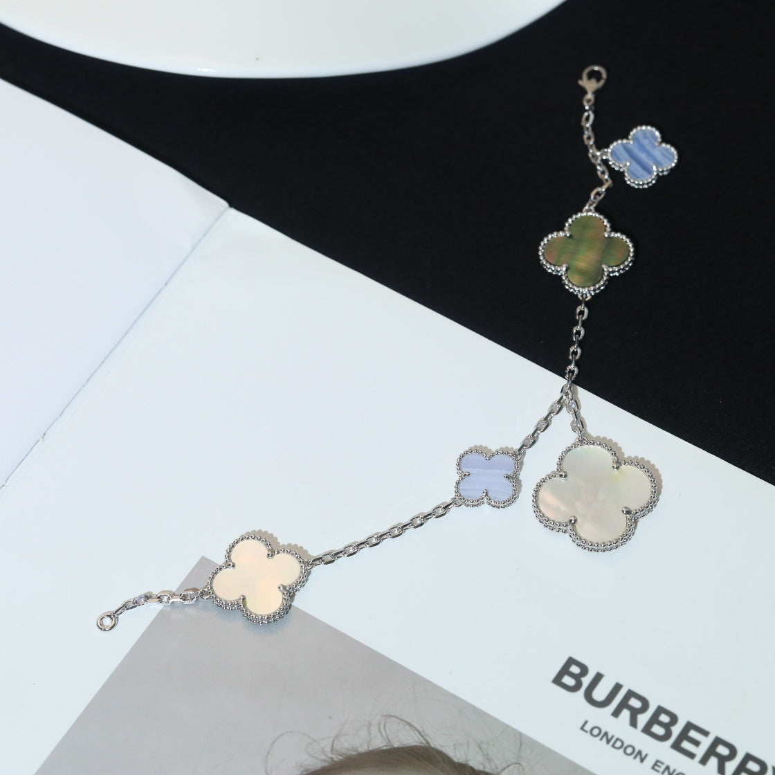 [⭐Mirelle]CLOVER BRACELET 5 MOTIFS MOP CHALCEDONY SILVER